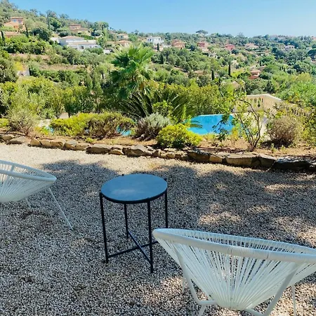 Luxe Du Golf Villa *