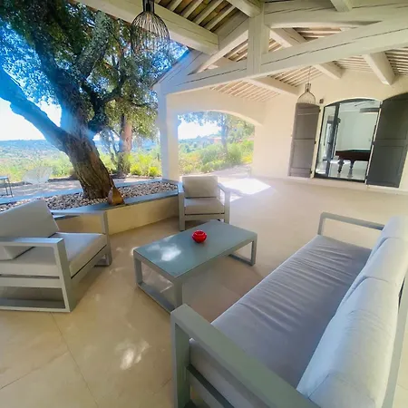 Luxe Du Golf Villa