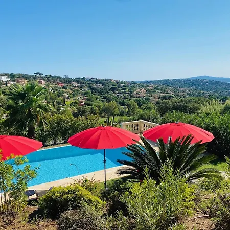 Luxe Du Golf Villa *